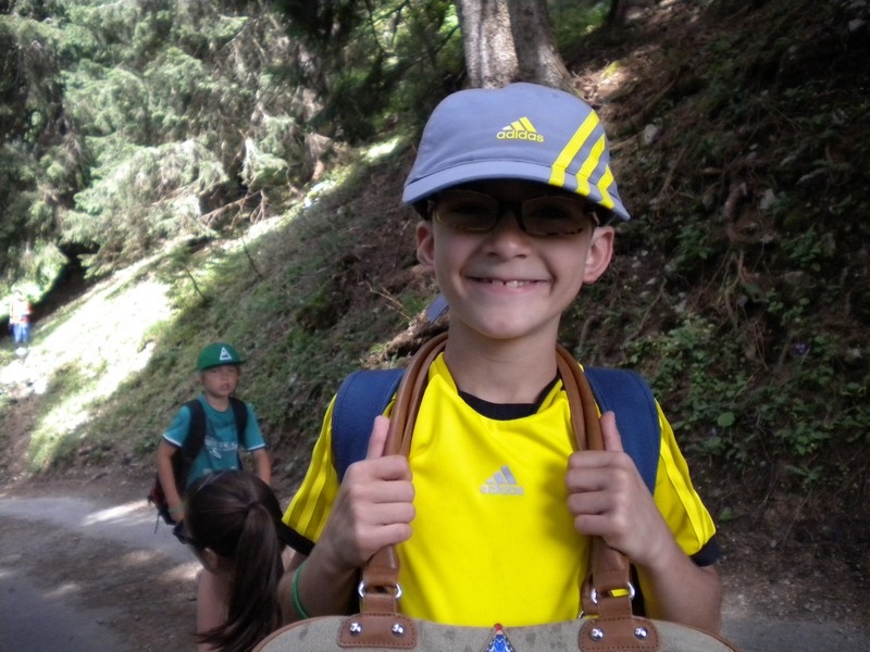 Village Camps International Summer Camp Leysin, Switzerland 2026-08-15 https://www.villagecamps.com/journals_admin/images/714-16-green hike (10).jpg
